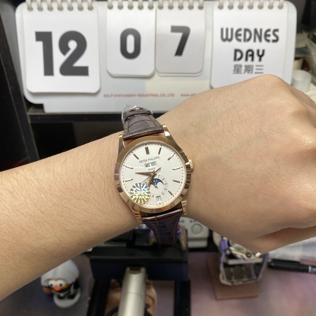 Patek Philippe Complicated Chronograph Series 5396R-011, Rose Gold Case White Dial, 38.5mm Size.