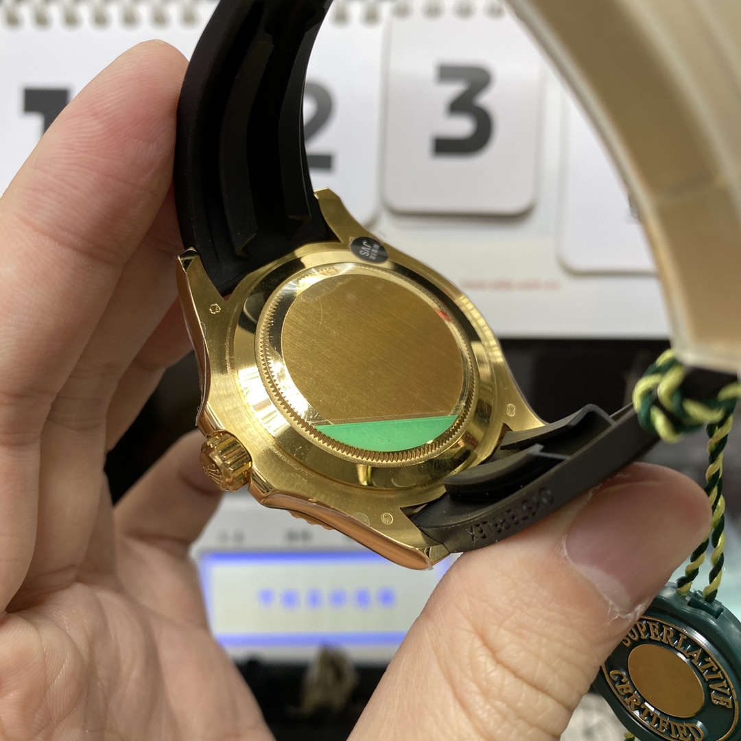 Rolex Yacht-Master series M226658-0001, Collection Platinum Yacht, 42mm size.