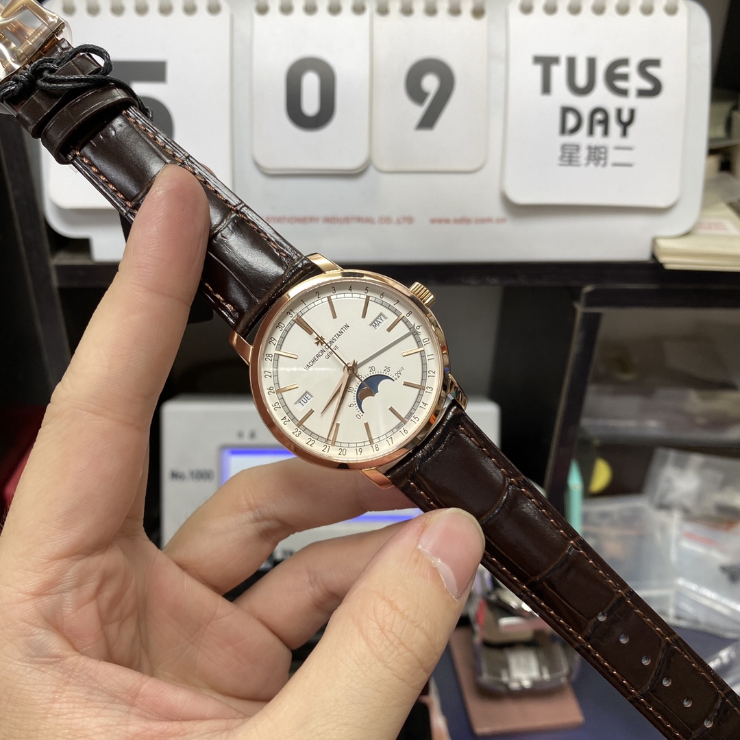 Vacheron Constantin Tradition Collection series 4010T000R-B344, Rose Gold Case White Dial, 41mm Size.