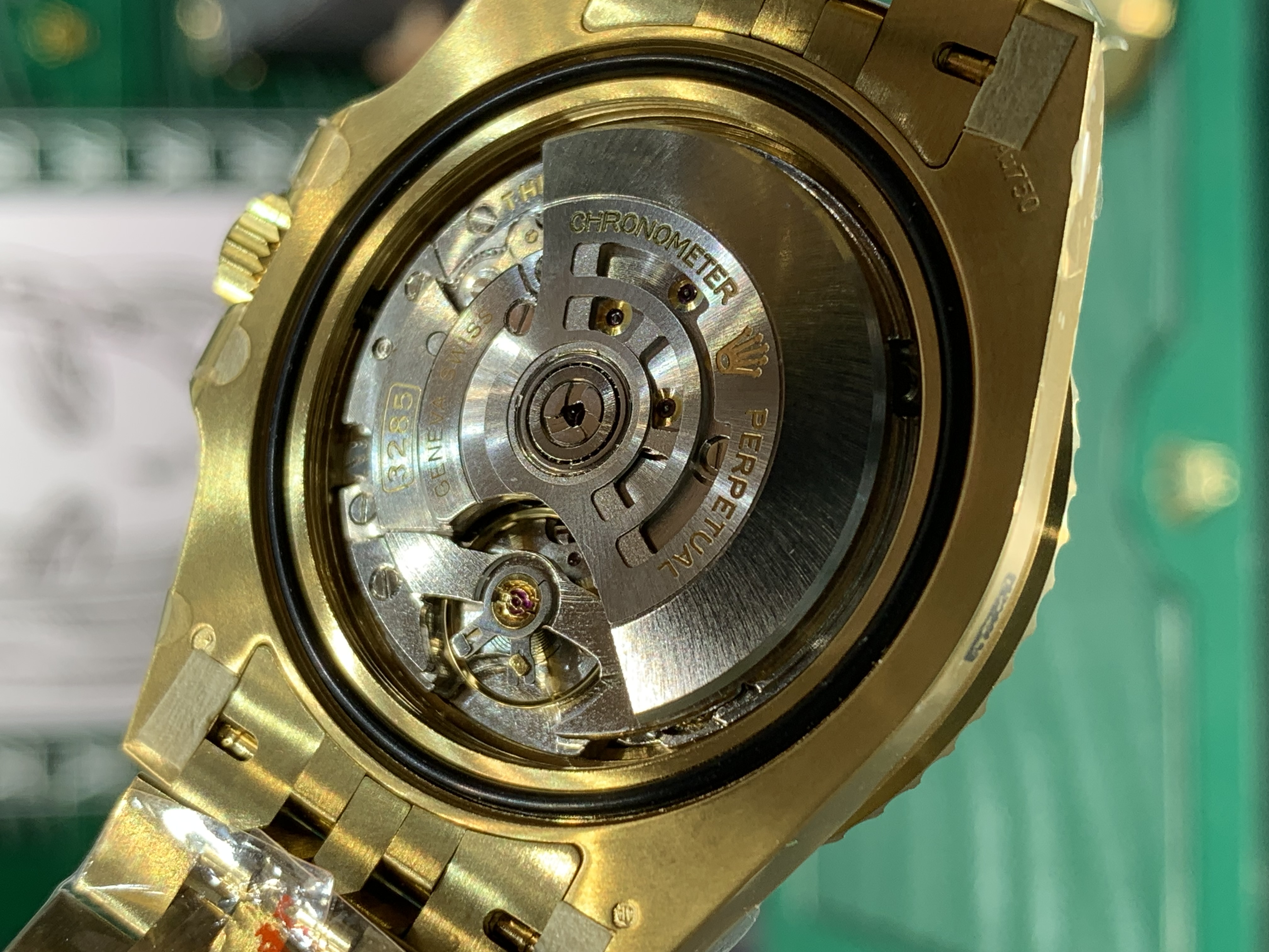 Rolex GMT-Master II (Ref. 126718GRNR-0002) 40mm