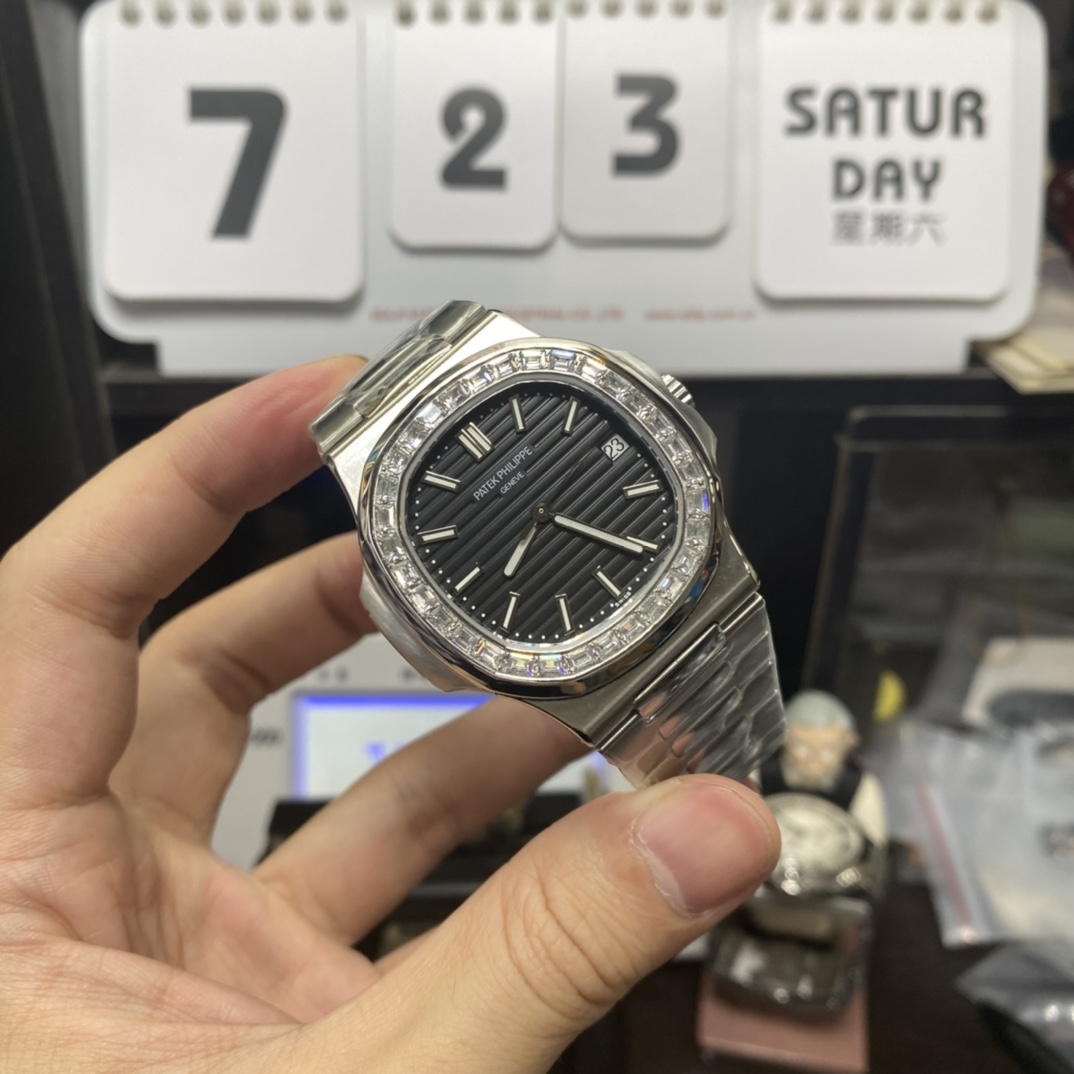 Patek Philippe Nautilus 5711 black square drill ring size 40γ